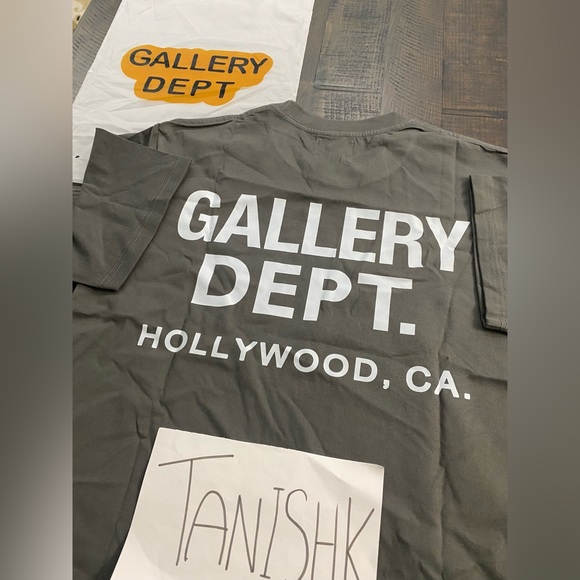 Dark Grey Gallery Dept Tee - Picture 2 of 6